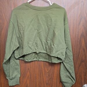 Fashion Nova Size M Olive Green Crop Sweatshirt